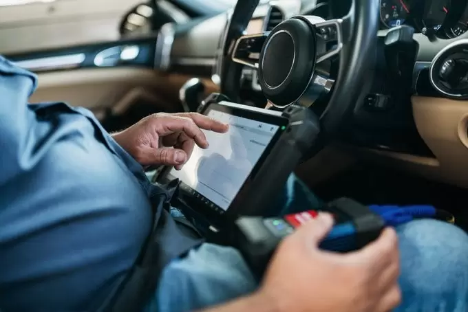 automotive-locksmith-glasgow-key-programme21