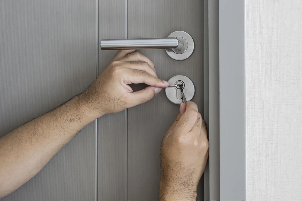 residential-locksmith-orange-county-1